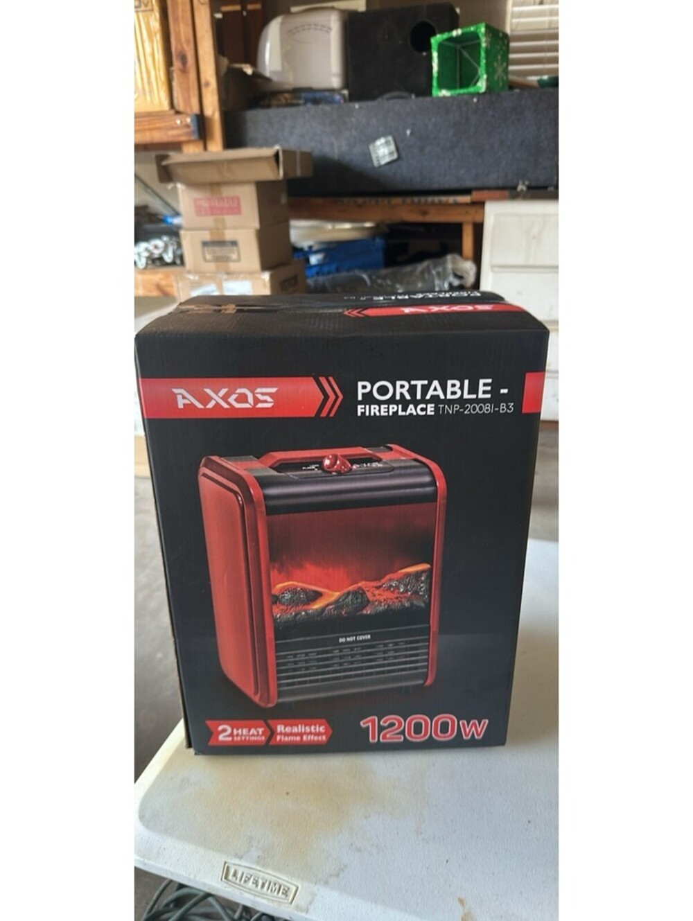 AXOS 1200W Portable Electric Fireplace Heater 3D Flame Red and Black